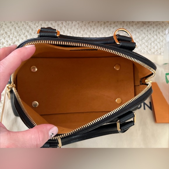 SOLD Authentic Louis Vuitton Neo Alama BB - Picture 9 of 12